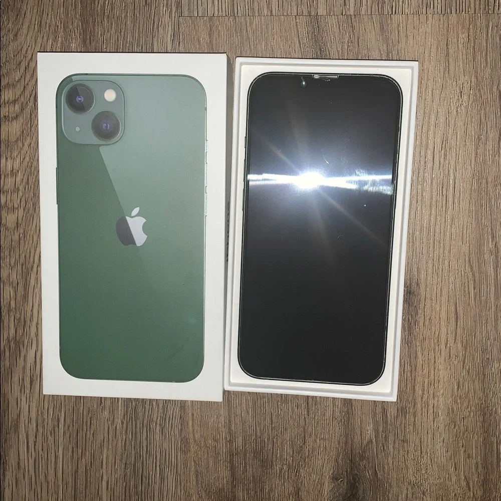 iPhone 13